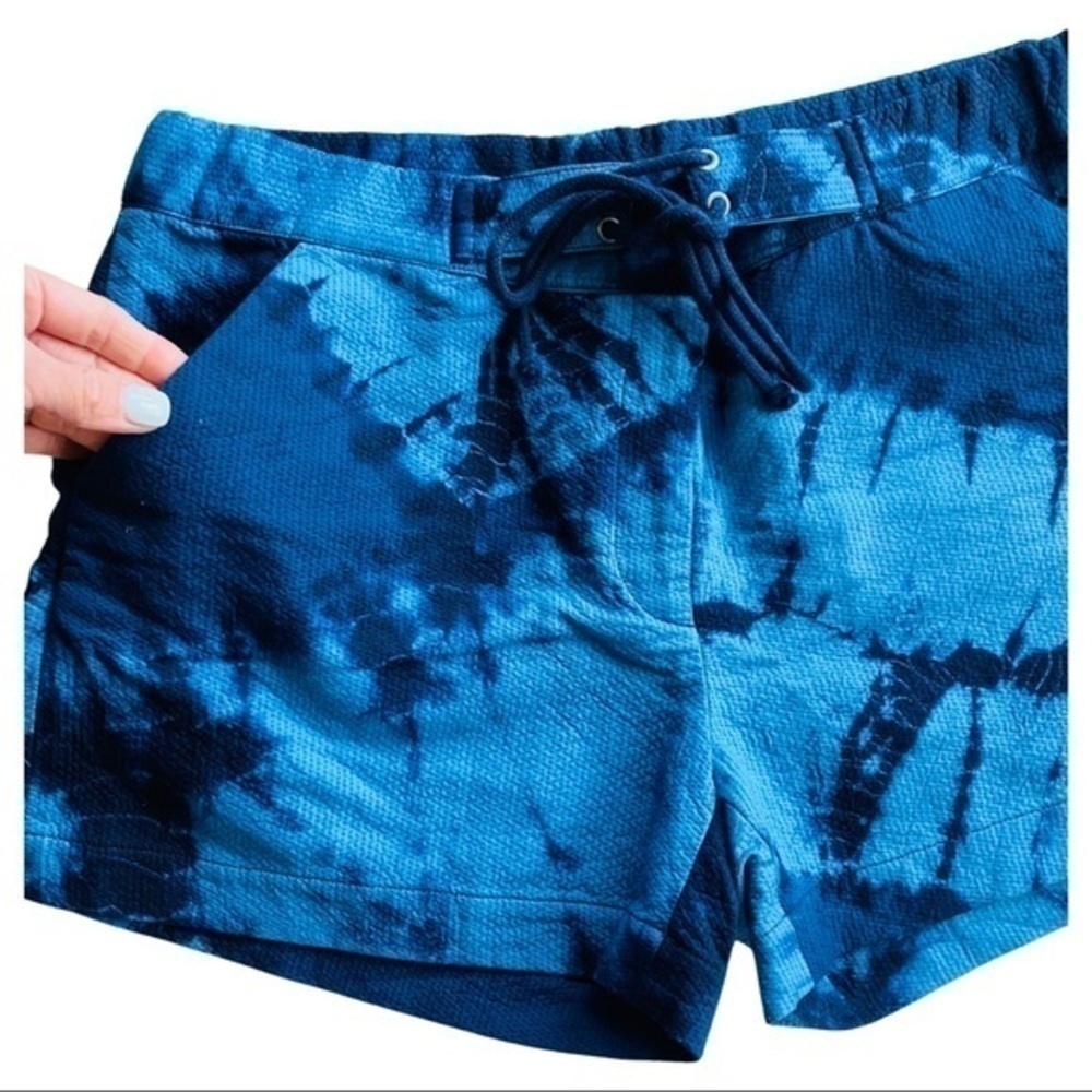 Boy. By Band of Outsiders Blue Tie-dye Shorts - Picture 2 of 6